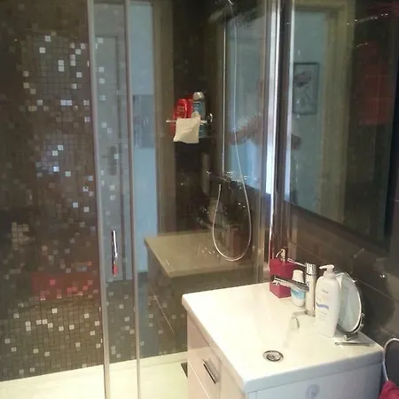 Luxury One Bedroom Apt Apartment *